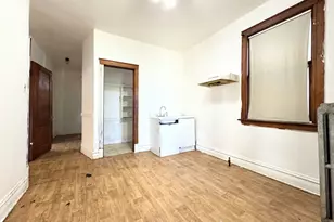 3908 W Gladys Ave, Chicago, IL 60624 - Photo 23