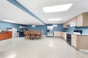 885 Brewster Ln, Bartlett, IL 60103 - Photo 39