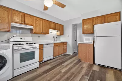 9156 W 161st Place, Orland Hills, IL 60487 - Photo 7