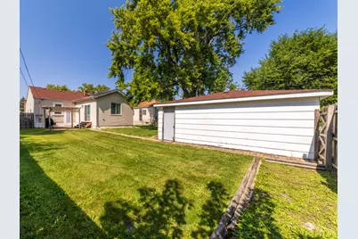 17519 Community Street, Lansing, IL 60438 - Photo 39