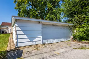 17519 Community St, Lansing, IL 60438 - Photo 37