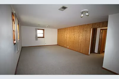 651 N Kenilworth Avenue, Elmhurst, IL 60126 - Photo 17