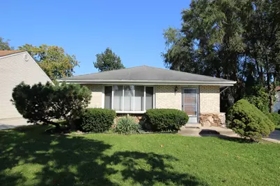 651 N Kenilworth Avenue, Elmhurst, IL 60126 - Photo 1