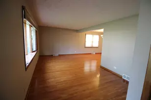 651 N Kenilworth Ave, Elmhurst, IL 60126 - Photo 3