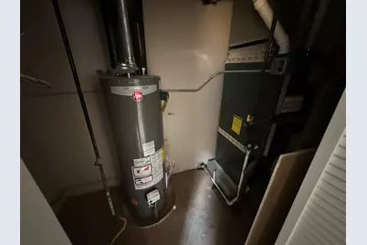 242 Highland Road, Willowbrook, IL 60527 - Photo 7