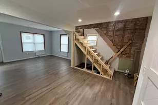 242 Highland Rd, Willowbrook, IL 60527 - Photo 9