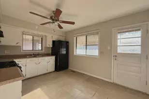 154 S Pamela Dr, Chicago Heights, IL 60411 - Photo 5