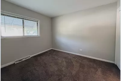 154 S Pamela Drive, Chicago Heights, IL 60411 - Photo 9