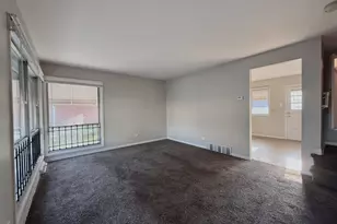 154 S Pamela Dr, Chicago Heights, IL 60411 - Photo 3