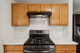 [Address not provided], Evanston, IL 60201 - Photo 15