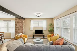 [Address not provided], Evanston, IL 60201 - Photo 3