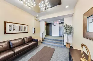 2100 Valencia Dr, Northbrook, IL 60062 - Photo 5