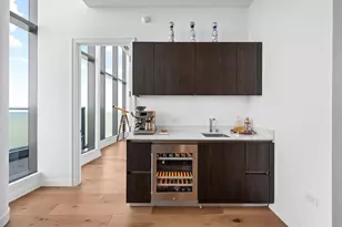 211 N Harbor Dr, Chicago, IL 60601 - Photo 21