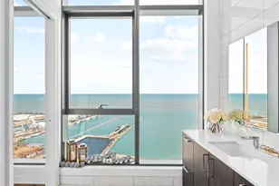 211 N Harbor Dr, Chicago, IL 60601 - Photo 31