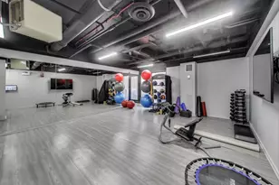 2020 N Lincoln Park W, Chicago, IL 60614 - Photo 33