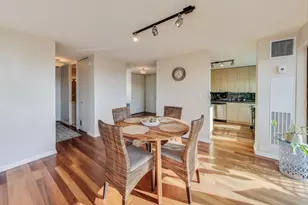 2020 N Lincoln Park W, Chicago, IL 60614 - Photo 15