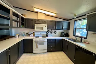 236 Brandy Ave, Princeton, IL 61356 - Photo 7