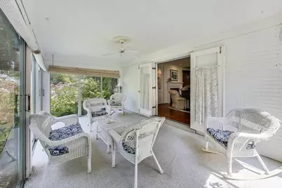 1295 Sunview Lane, Winnetka, IL 60093 - Photo 19