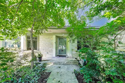 1295 Sunview Lane, Winnetka, IL 60093 - Photo 1