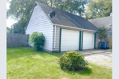 1668 Chartres Street, Lasalle, IL 61301 - Photo 3