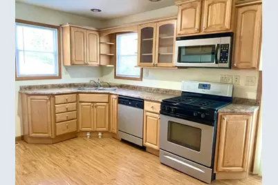 1668 Chartres Street, Lasalle, IL 61301 - Photo 7