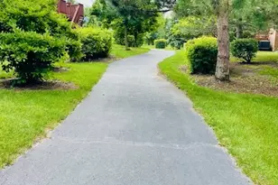 357 Lucille Ln, Schaumburg, IL 60194 - Photo 21