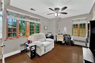 2014 W Hopkins Pl, Chicago, IL 60643 - Photo 23