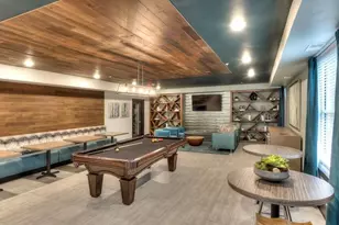 690 E Algonquin Rd, Schaumburg, IL 60173 - Photo 13