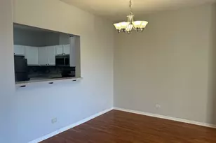 1088 N Claremont Dr N, Palatine, IL 60074 - Photo 3