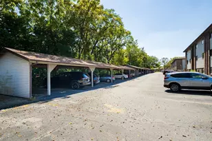 1916 Tracy Dr, Bloomington, IL 61704 - Photo 23