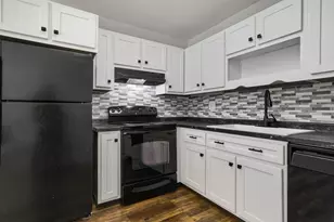 1916 Tracy Dr, Bloomington, IL 61704 - Photo 13