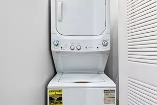 1001 W 15th St, Chicago, IL 60608 - Photo 17