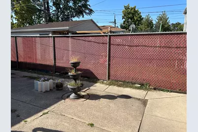 7130 S Richmond Street, Chicago, IL 60629 - Photo 17