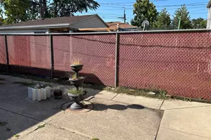 7130 S Richmond St, Chicago, IL 60629 - Photo 17