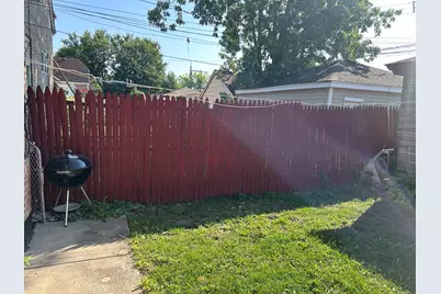 7130 S Richmond Street, Chicago, IL 60629 - Photo 19