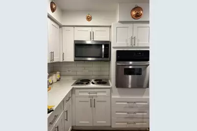 7130 S Richmond Street, Chicago, IL 60629 - Photo 3