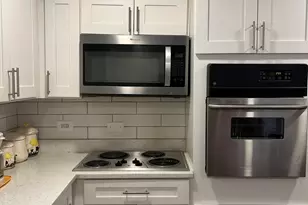 7130 S Richmond St, Chicago, IL 60629 - Photo 3