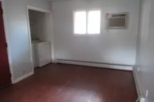 114 N Chase St, Monticello, IL 61856 - Photo 9