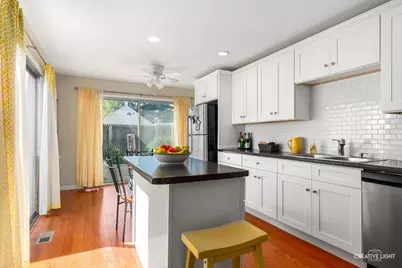 117 Boulder Hill Pass #117, Montgomery, IL 60538 - Photo 5