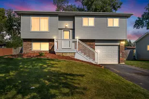 220 N Ashbury Ave, Bolingbrook, IL 60440 - Photo 1