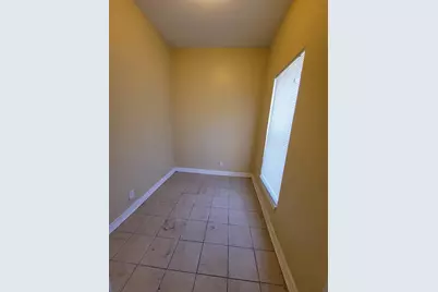 5700 S Indiana Avenue, Chicago, IL 60637 - Photo 9