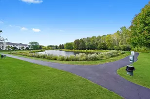 2468 Reflections Dr, Aurora, IL 60502 - Photo 17