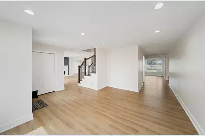 106 E 22nd Street, Lombard, IL 60148 - Photo 5