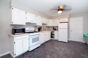 3926 E Chestnut St, Kankakee, IL 60901 - Photo 3