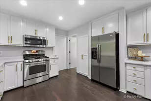 70 Ela Rd, Inverness, IL 60067 - Photo 13