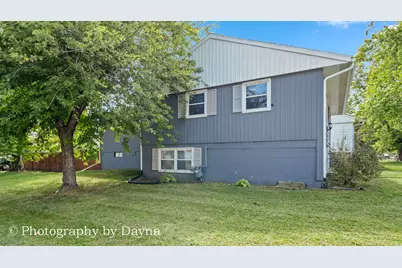 296 N Jackson Avenue, Bradley, IL 60915 - Photo 3