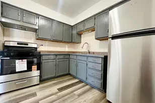 9725 S Karlov Ave, Oak Lawn, IL 60453 - Photo 11