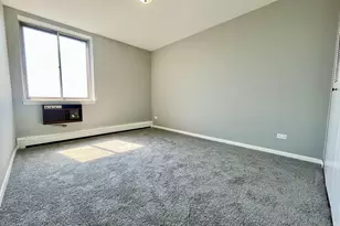 9725 S Karlov Ave, Oak Lawn, IL 60453 - Photo 7