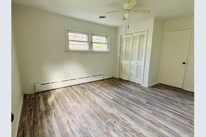 10833 Wellington Street, Melrose Park, IL 60164 - Photo 9