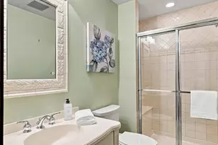 7537 Ridgewood Ln, Burr Ridge, IL 60527 - Photo 23